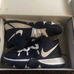 Nike Kyrie 5 Basketball Shoes, Men's, Blue